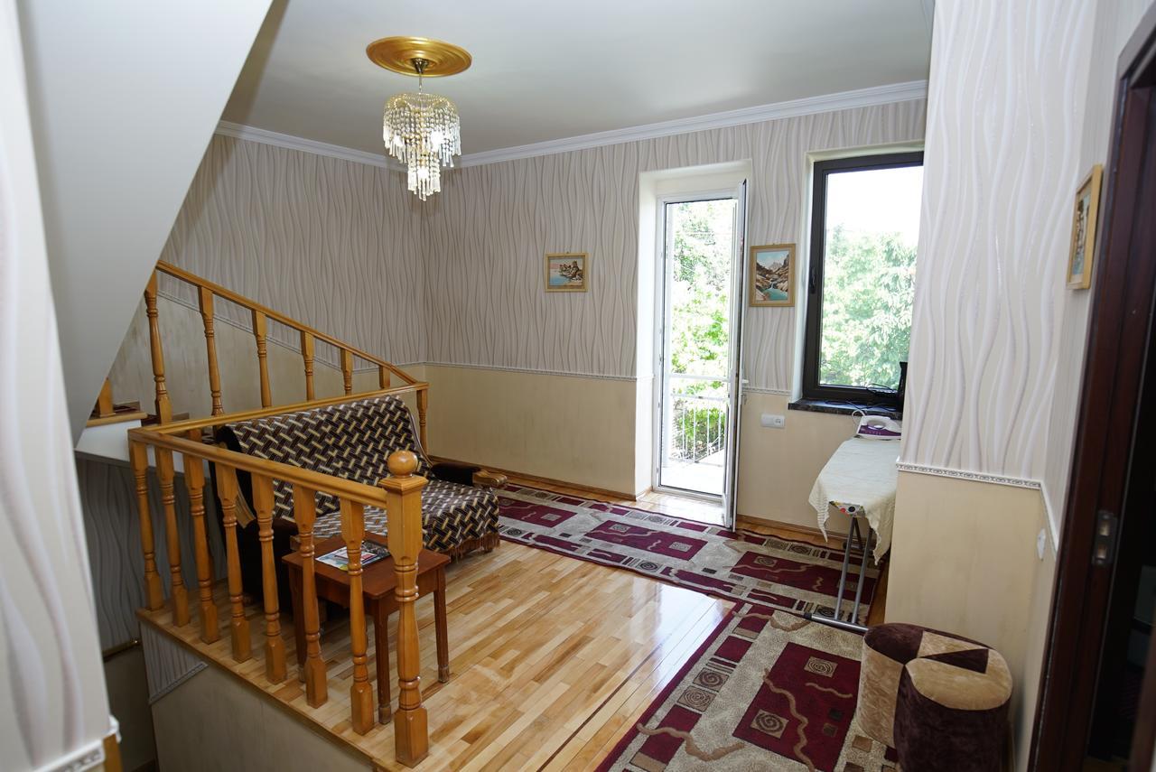 Nice House In The Heart Of The City Yerevan Luaran gambar