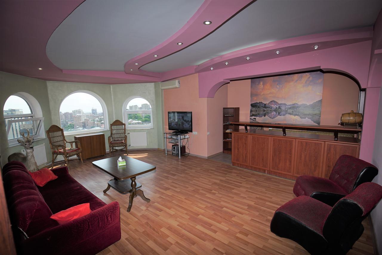 Nice House In The Heart Of The City Yerevan Luaran gambar